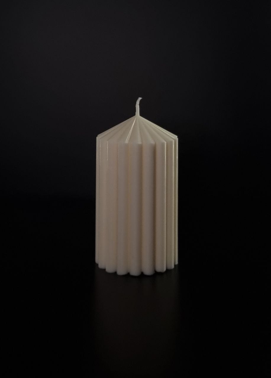 Ribbed pillar candle set